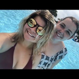 Meet your Posher, Haley